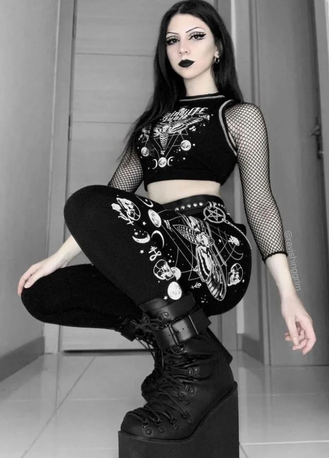 Midnight Hour Deathmoth Legging - Image 7