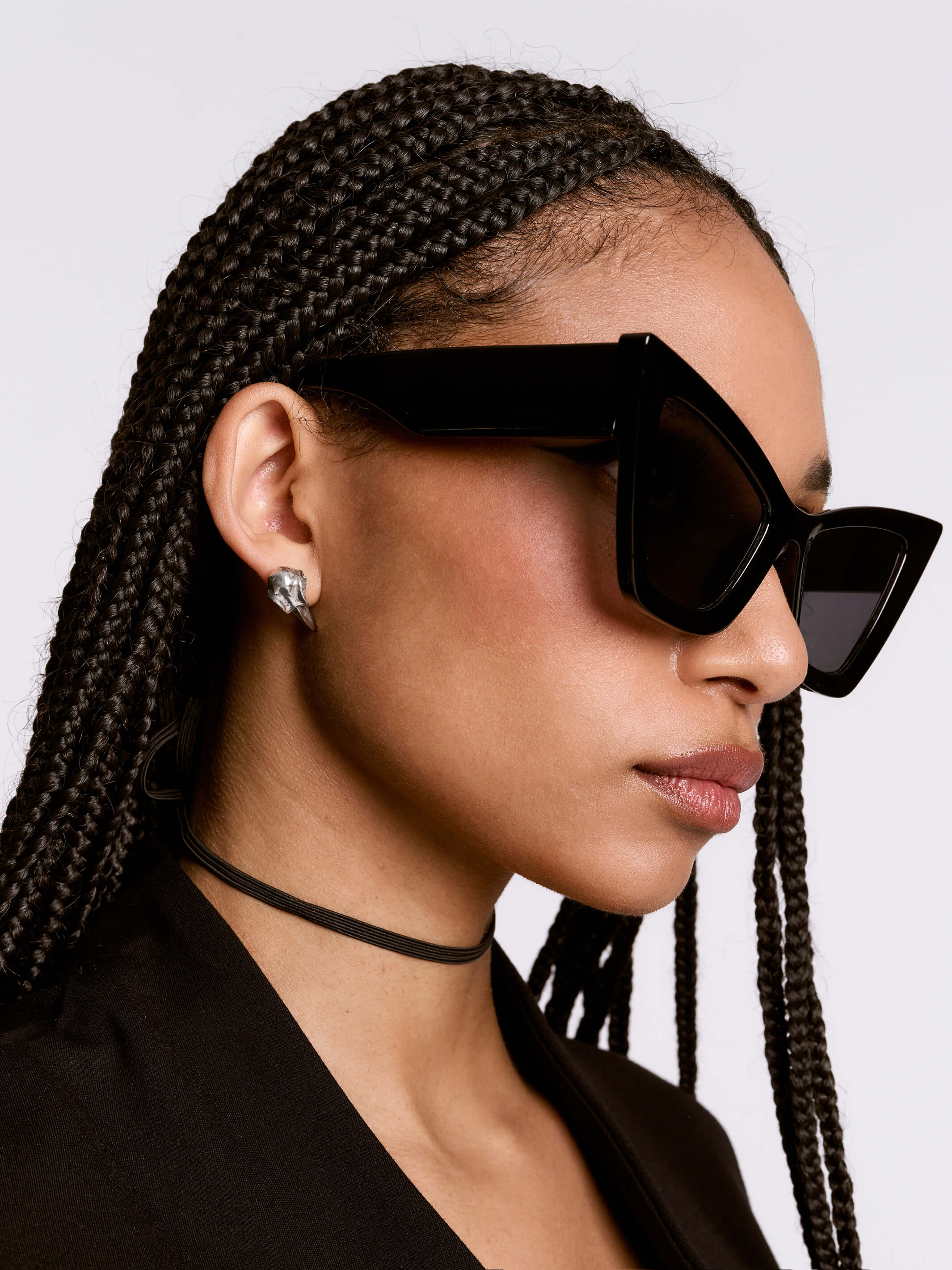 Little Raven Skull Earrings - Image 4