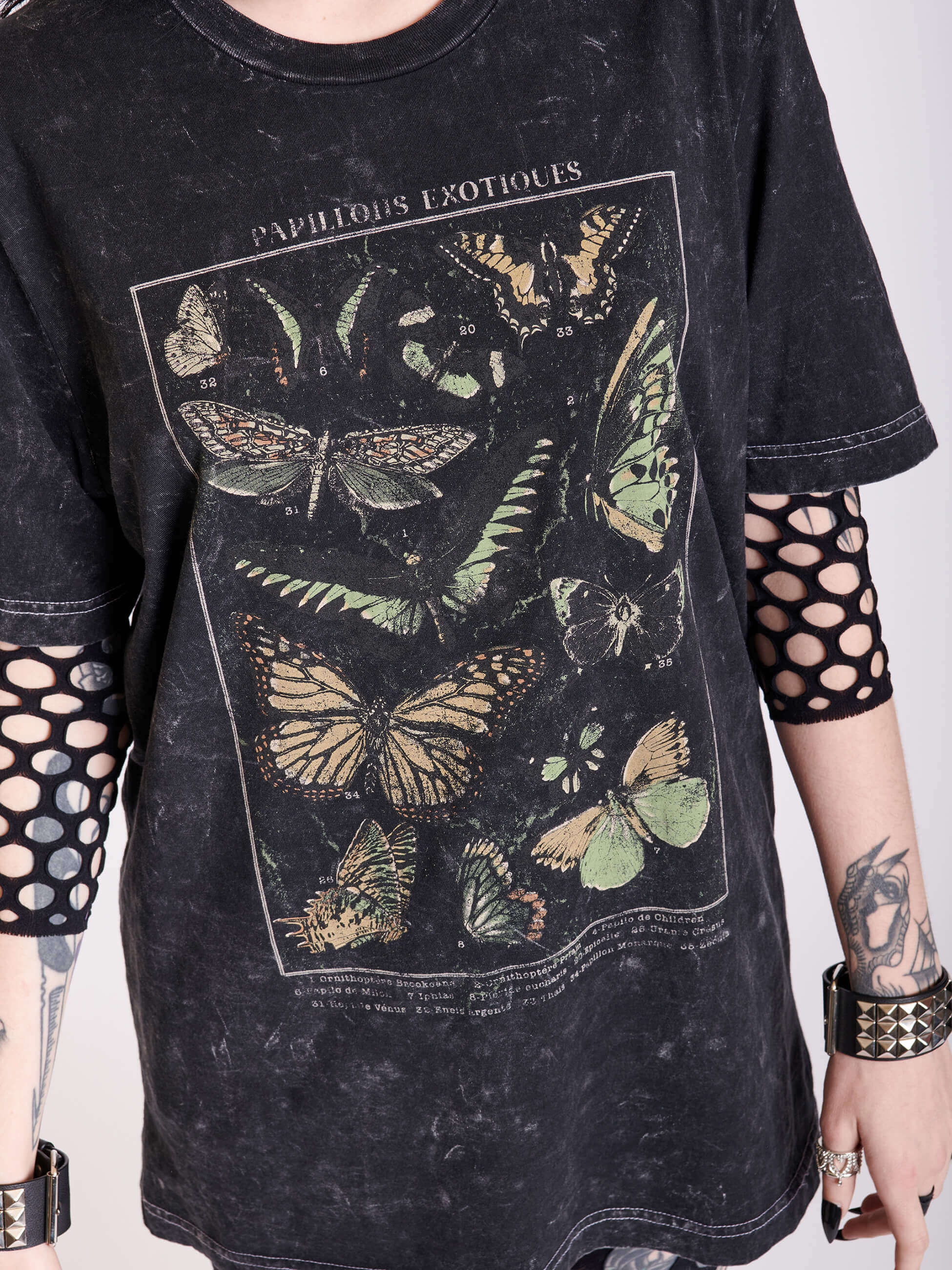 Metamorphosis Mineral T-shirt - Image 9